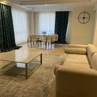 ۸۲متر غرق نور مستقیم سالن پرده خور تراس بزرگ