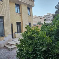 ملک ویلایی در دو طبقه مستقل