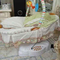 گهواره برقی نوزاد