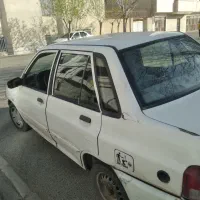 ۱۳۲.پراید.سفید