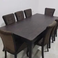 میز ناهار خوری هشت نفره