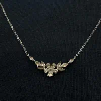 گردن‌بند نقره