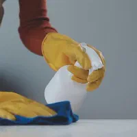نظافت و خدماتی خانم
