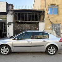 مگان ۲۰۰۰ اتومات فول آپشنE2