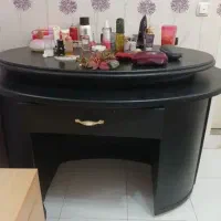 میز آرایش کامپیوتر