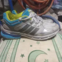 کتونی اورجینال رنگ فوق‌العاده زیبا شماره 41 یک سوم|کیف، کفش، کمربند|صباشهر, |دیوار