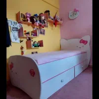 تخت و کتابخانه ی کودک و نوجوان|تخت و سرویس خواب|رشت, بلوار گیلان|دیوار