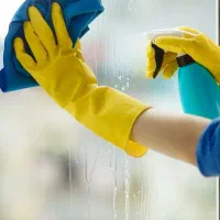 استخدام نیروی نظافتی و خدماتی