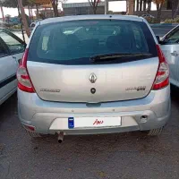 ساندرو اتومات مدل95|خودرو سواری و وانت|شاهینشهر, گزبرخوار|دیوار