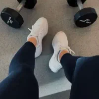 استخدام مدلینگ لباس/بازیگری بانوان پرداختی دلار