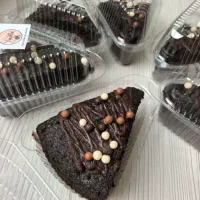 اسلایس کیک خیس شکلاتی