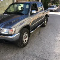 تویوتا هایلوکس مدل۲۰۰۱درجه یک یک