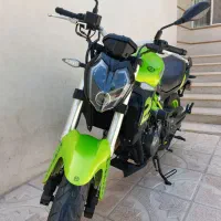 بنلی ۳۰۰ دوسیلندر