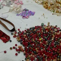 مروارید رنگی و سفید|بدلیجات|تهران, آبشار|دیوار