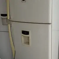 یخچال فریزر  در حد نو