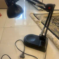 چراغ رومیزی ناخن