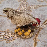 مجسمه تزئینی مرغ و جوجه ها