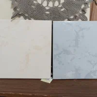 کاشی 23*23رنگ سفید وابی