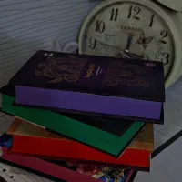 کتاب های دختر مهتاب و تاج دوقلو