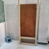 درب اتاق با چهار چوب ، روشویی و کابینت فلزی هوایی|مصالح و تجهیزات ساختمان|مراغه, |دیوار