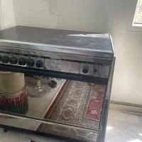 اجاق گاز ۵ شعله در حد و سالم تمیز کم استفاده شده