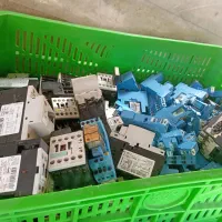 فروش خرید خازن اینورتر plc کنتاکتور کلید اتوماتیک|ماشینآلات صنعتی|مشهد, گلبرگ شمالی|دیوار