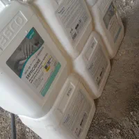 کپسول اتش نشانی وتعدای دبه(گالن) ۴لیتری و۵لیتری|حراج|داراب, |دیوار