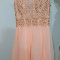 لباس. تمام سنگ مجلسی