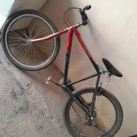 یک عدد دوچرخه ۲۶ سالم همه چی خوب تخفیف داره