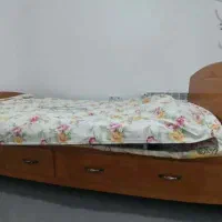 تخت خواب یک نفره
