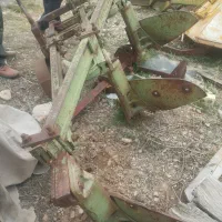 تراکتور مدل ۶۱