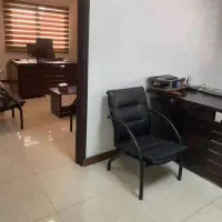 استخدام منشی خانم کارخانه بتن باسرویس رفت برگشت