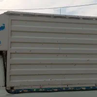 اتاق وانت بار تمیز وعالی تماس