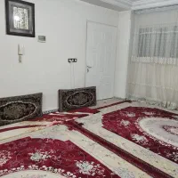 80متری-همکف-دونبش-با-حیاط-ماشین-رو-و-ورودی-مجزا