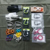 دره نوردی کوهنوردی کارابین کوله پشتی کفش