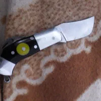 چاقو|کلکسیون اشیاء عتیقه|شیراز, کرونی(خاتونک)|دیوار