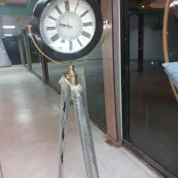 ساعت ایستاده