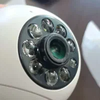 دوربین مدار بسته لامپی بی سیم مدل V380