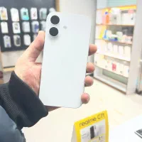 آیفون ۱۶ نرمال