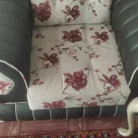 مبلمان راحتی در حد نو