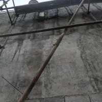 سیمان کاری دیوار چینی وجدول گذاری انجام میدیم