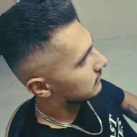 اصلاح سر و صورت ۱۰۰ هزار تومان