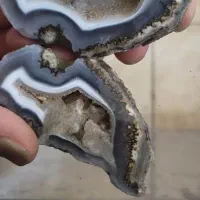 سنگ عقیق سلیمانی ژیود دار