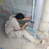 شاگرد برقکار یا برقکار نیمه ماهر|استخدام معماری، عمران و ساختمانی|شیراز, علوم پزشکی|دیوار