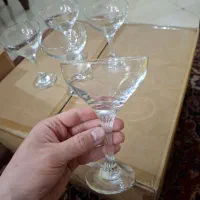 بستنی خوری