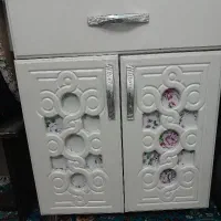 میز چرخ خیاطی