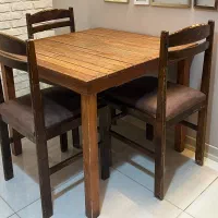 میز و صندلی
