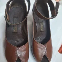 کفش چرم زنانه سایز ۳۸ لژدار و پاشنه دار|کیف، کفش، کمربند|تهران, جوادیه|دیوار