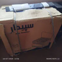 اجاق گاز تمیز نو نو اصلا استفاده نشده