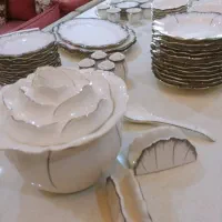 سرویس چینی ۱۲ نفره غذاخوری طرح رز